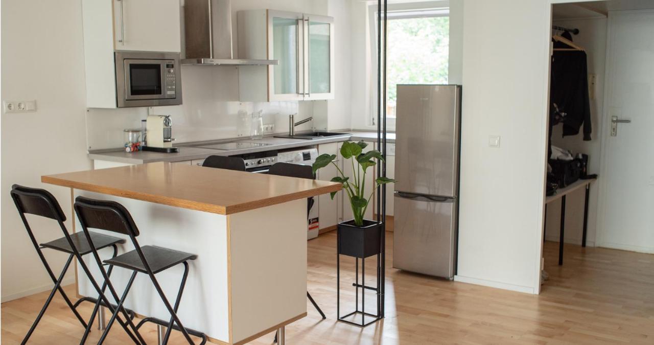 Cozy And Fully Equiped Suite Apartment At Ku'Damm Берлин Екстериор снимка